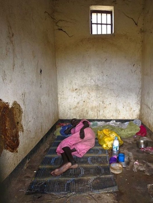 1550 Horrible Prison in South Sudan (30 photos)