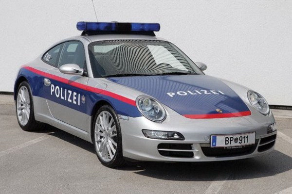 142 πιο εξωτικά αυτοκίνητα της αστυνομίας στον κόσμο (20 φωτογραφίες)