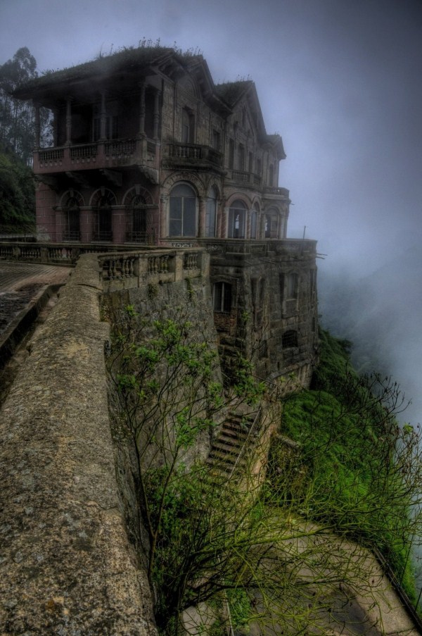 301 The 33 Most Beautiful Abandoned Places In The World (33 photos)