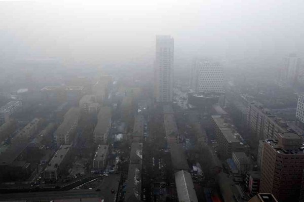Jan 2013 httpglobalnews.canews385430gallery air pollution in china reaches hazardous levels Terrible Pollution in Beijing (20 photos)