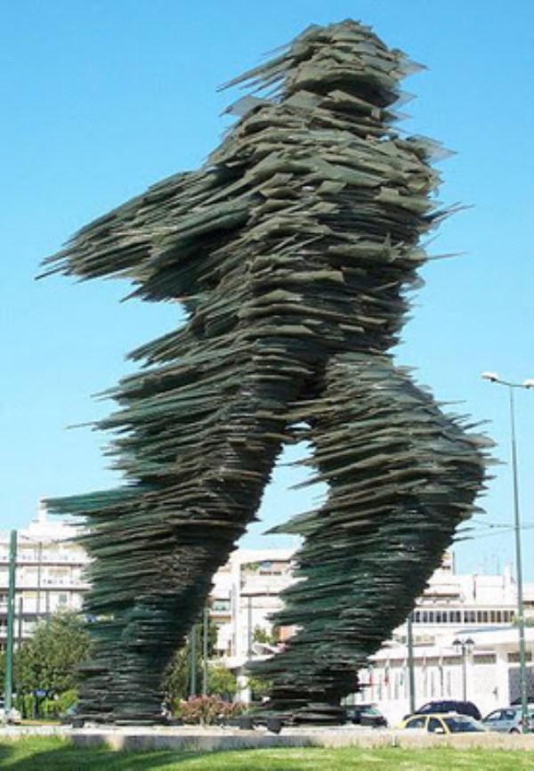 bizarre wtf statues 24 Strange Statues From Around the World (65 photos)