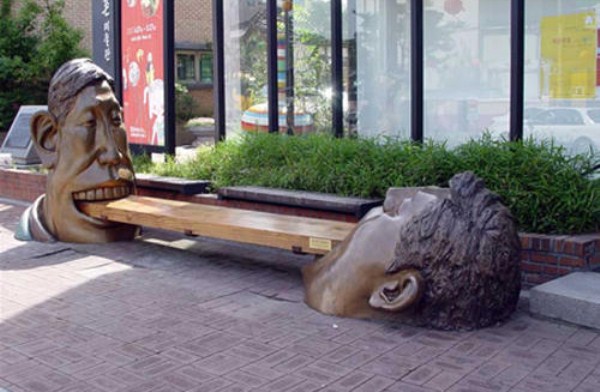 bizarre wtf statues 46 Strange Statues From Around the World (65 photos)