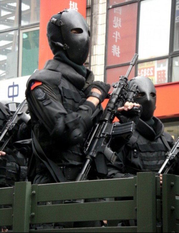 taiwan special forces uniforms 3 Taiwans New Army Uniforms Are Downright Scary (7 photos)