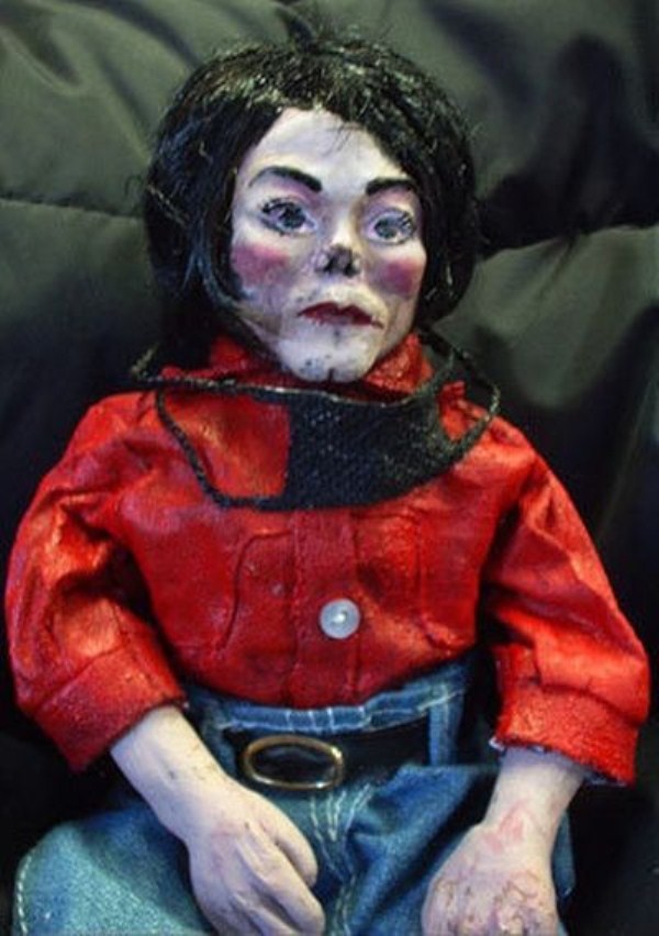creepy dolls 11 These Dolls Came Straight From Hell (41 photos)