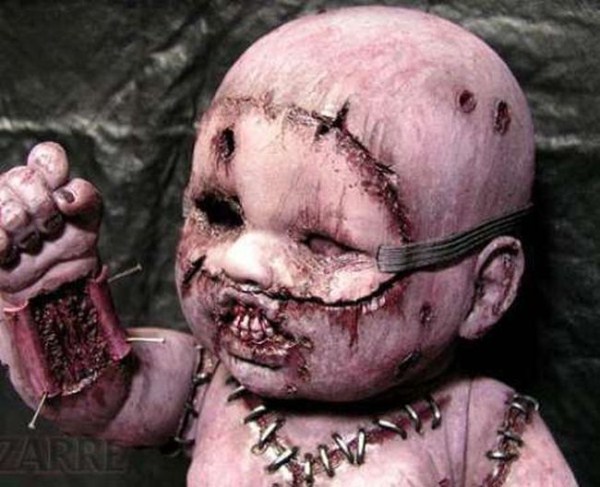 creepy dolls 12 These Dolls Came Straight From Hell (41 photos)