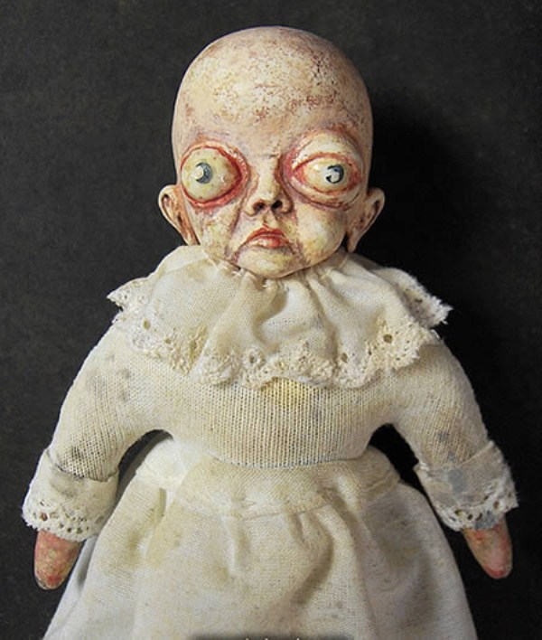 creepy dolls 38 These Dolls Came Straight From Hell (41 photos)