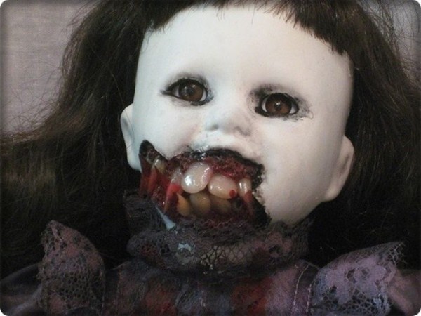 creepy dolls 5 These Dolls Came Straight From Hell (41 photos)
