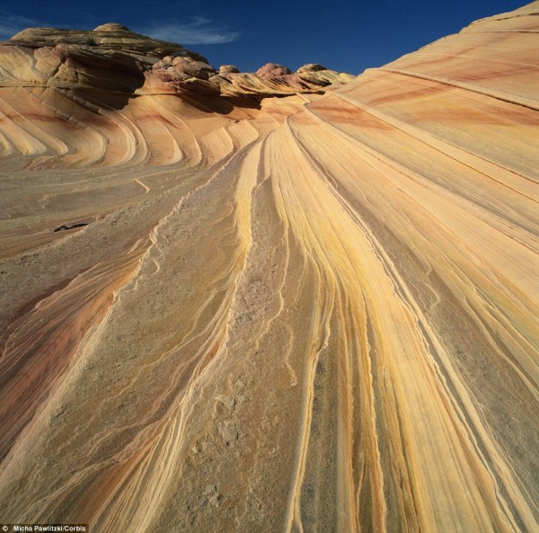 Alien looking Landscapes On Earth (25 photos)