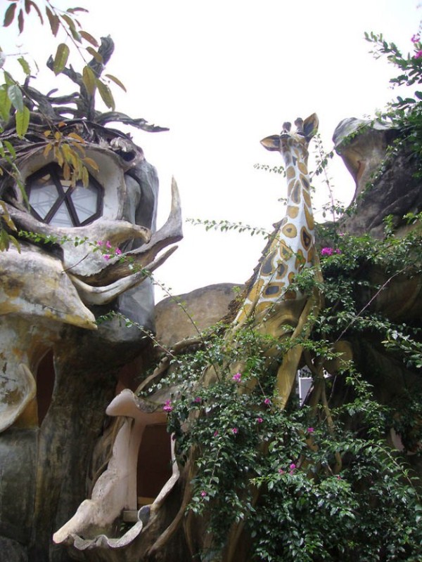 Crazy House In Vietnam (28 photos)