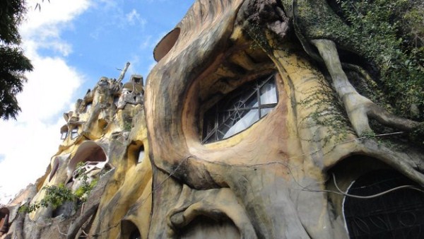 Crazy House In Vietnam (28 photos)