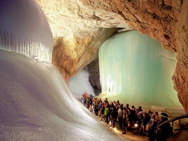 The World’s Largest Ice Cave (8 photos) 1
