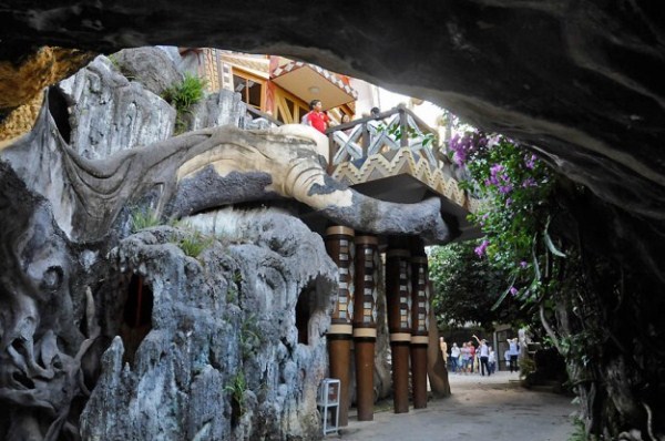 Crazy House In Vietnam (28 photos)