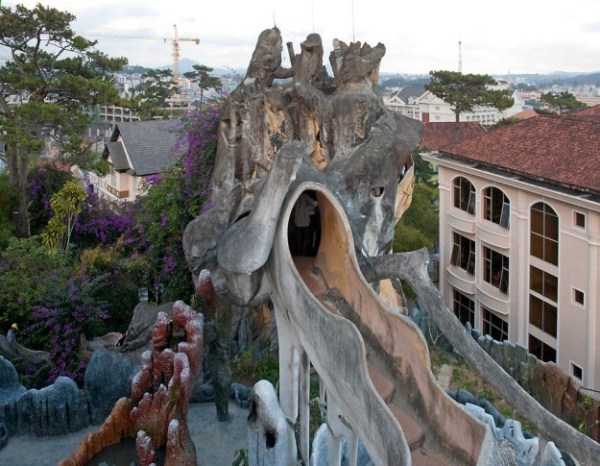 Crazy House In Vietnam (28 photos)