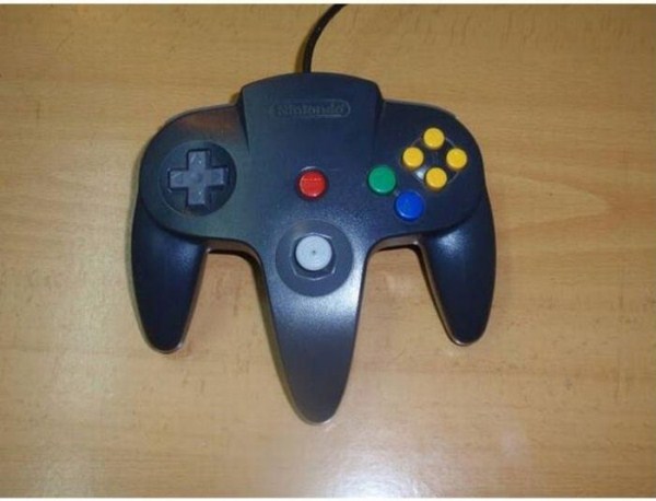 The Second Life of an Old Nintendo 64 (16 photos)