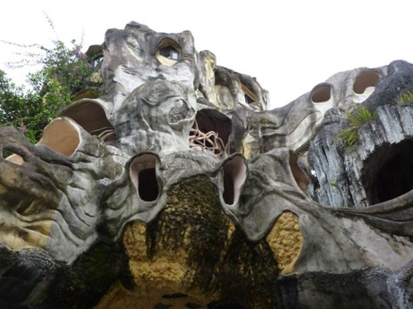 Crazy House In Vietnam (28 photos)