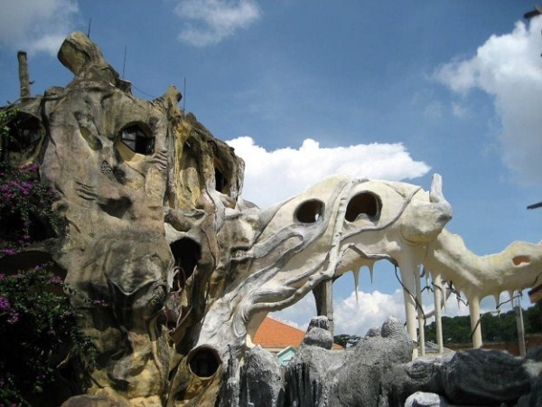 Crazy House In Vietnam (28 photos)