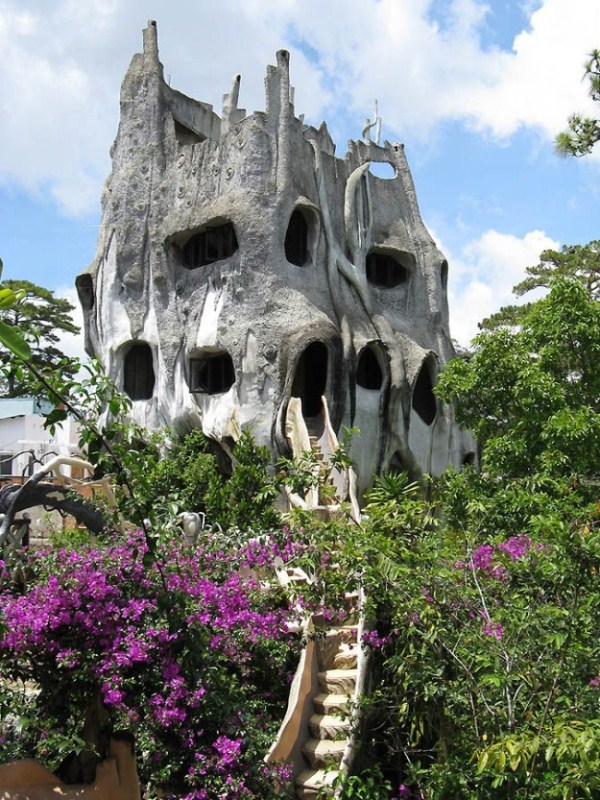 Crazy House In Vietnam (28 photos)