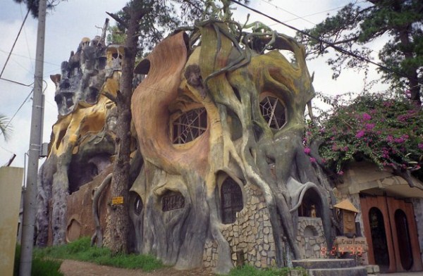 Crazy House In Vietnam (28 photos)
