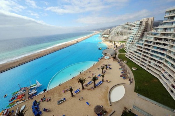 14 Thе Lаrgеst Swimming Pool in the World (15 photos)
