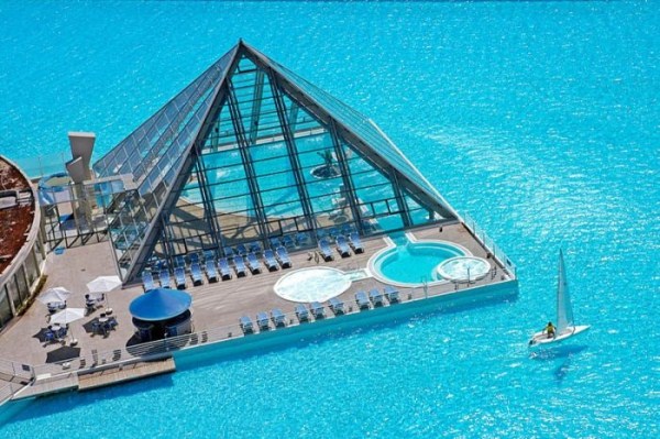 Thе Lаrgеst Swimming Pool in the World (15 photos)