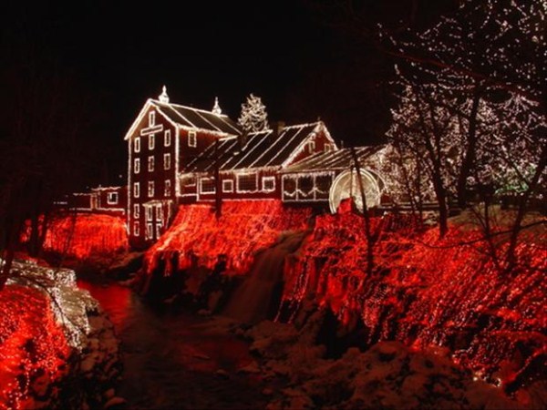 Beautiful Christmas Lights (30 photos)