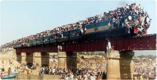 Overcrowded Trains in India (25 photos) 21