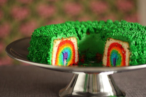 Amazing Cakes (22 photos)