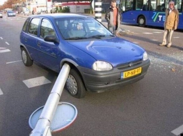 Some People Should Not Drive (30 photos)