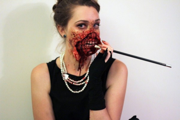 Zombie Audrey Hepburn Costume (7 photos)