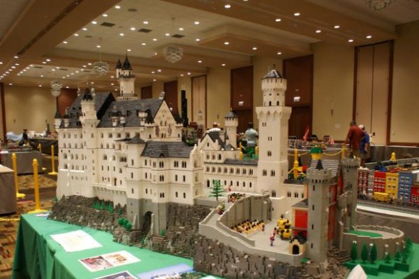 Amazing Lego Creations (42 photos)