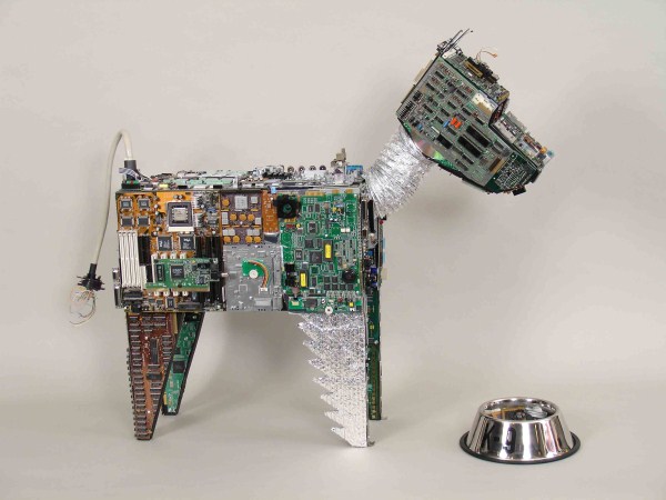 Computer Parts Sculptures (35 photos)