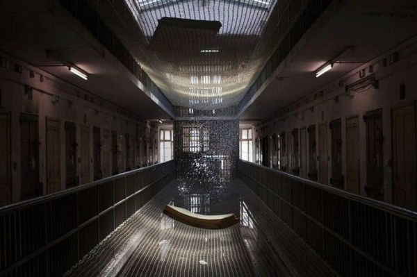 The Worst Prison in France (20 photos)