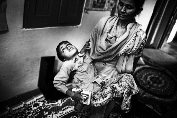 Bhopal Gas Tragedy: 28 Years on (12 photos)