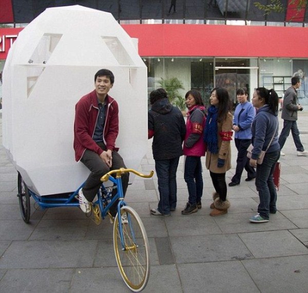 Tiny Bicycle House (9 photos)