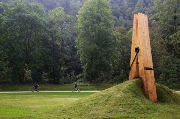 Amazing Giant Sculptures from Around the World (50 photos)