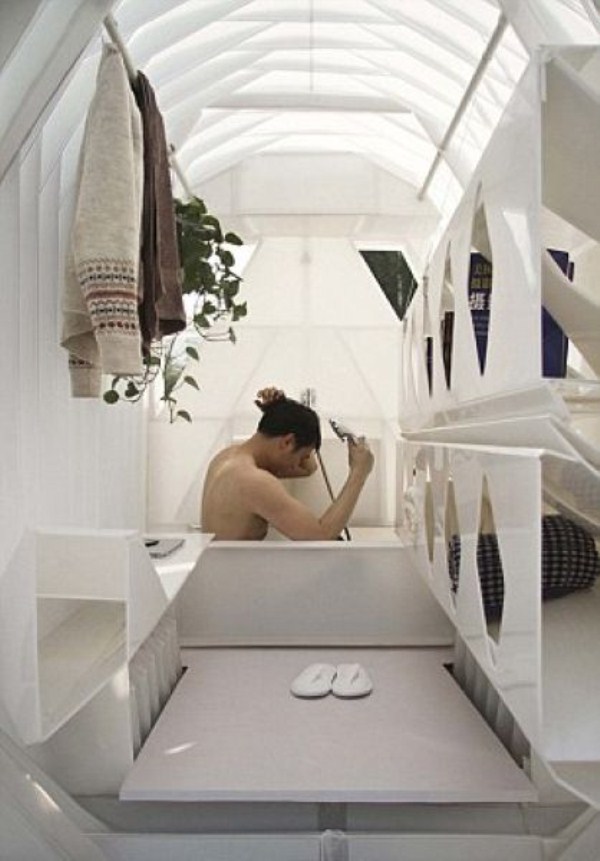 Tiny Bicycle House (9 photos)