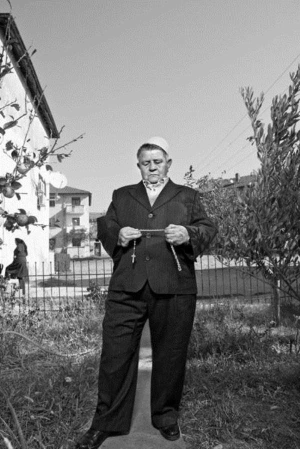 Albanian Sworn Virgins (12 photos)