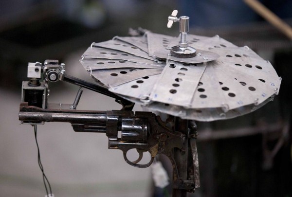 Drug War Guns Turned into Musical Instruments (15 photos)