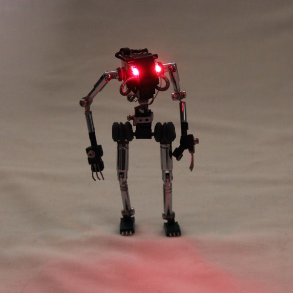 Tiny Robots Made from Recycled Electronic Components (62 photos)