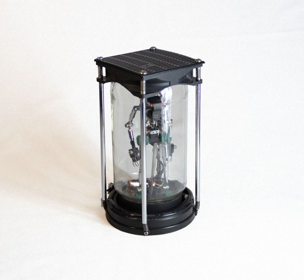 Tiny Robots Made from Recycled Electronic Components (62 photos)