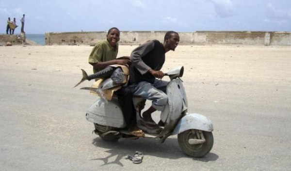 The Fishermen of Mogadishu (33 photos)