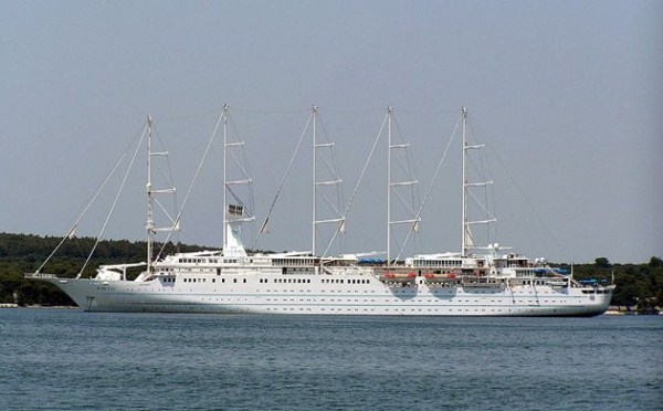 Worlds Best Cruise Ships (18 photos)