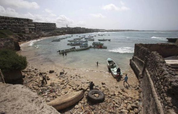 The Fishermen of Mogadishu (33 photos)