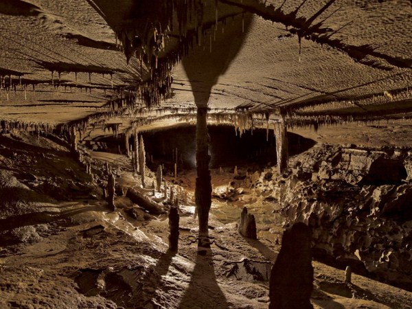 Worlds Most Beautiful Caves (13 photos)
