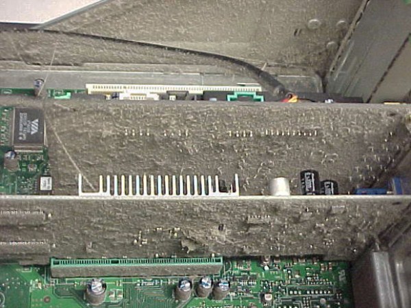 Extreme Filthy Computers (38 photos)