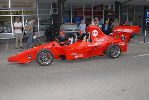 Homemade Formula One Racing Car (19 photos)