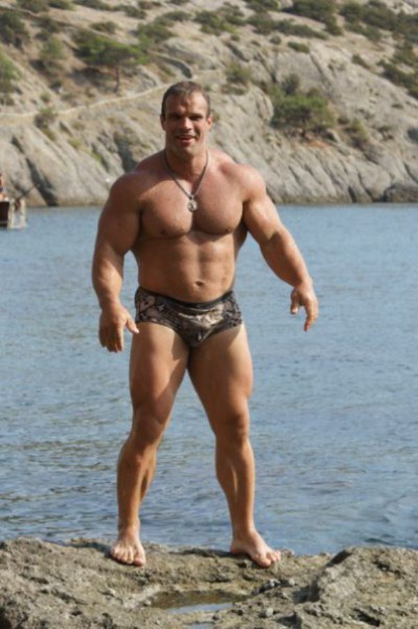 The Biggest Bicep of Russia (48 photos)