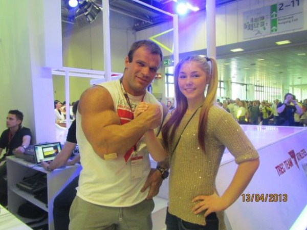 The Biggest Bicep of Russia (48 photos)
