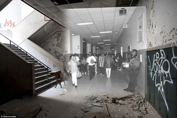 Ghosts of Students Past (31 photos)