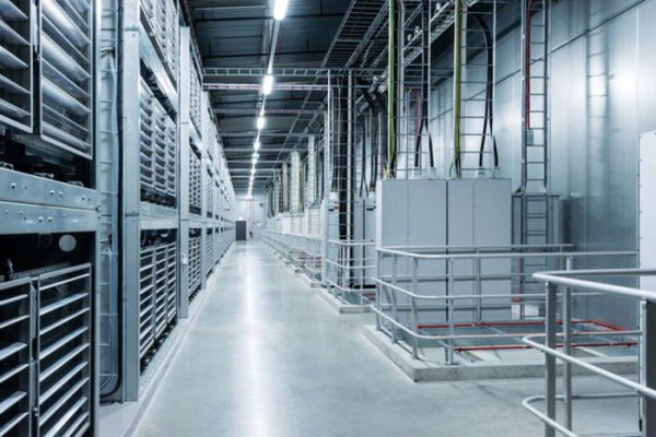 facebooks data center on the edge of the arctic circle 21 1